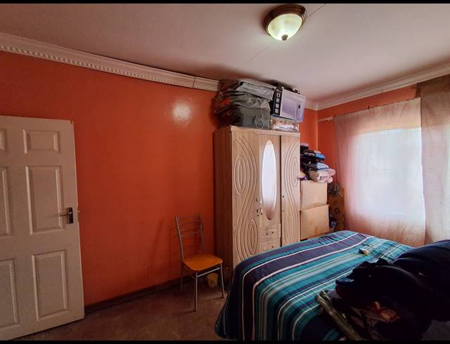 2 BEDROOM FREESTANDING FOR SALE IN JOUBERTON